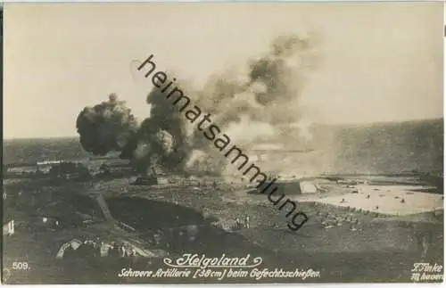 Helgoland - Schwere Artillerie beim Gefechtsschiessen - Foto-Ansichtskarte - Verlag F. Finke Wilhelmshaven