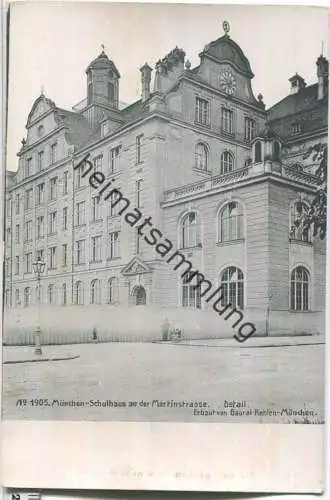 München - Schulhaus an der Martinstrasse - Portal - erbaut von Baurat Rehlen München
