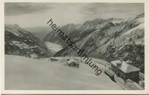 Alp Grüm - Bahnhof - Blick ins Puschlav - Foto-AK - Verlag Engadin Press Co. Samaden