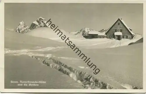 Stoos - Naturfreunde-Hütte und die Mythen - Foto-AK - Verlag J. Gaberell Thalwil