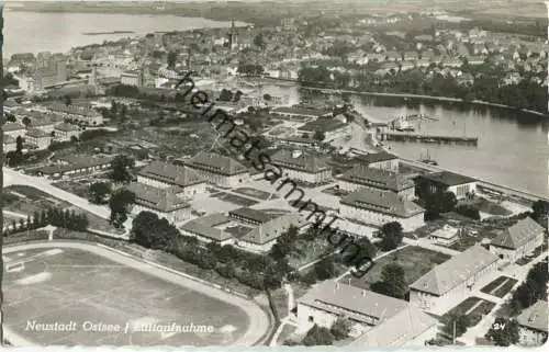 Neustadt - Holstein - Fliegeraufnahme - Verlag Ferd. Lagerbauer & Co. Hamburg