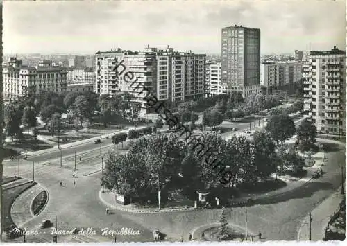 Milano - Piazza della Repubblica - Foto-Ansichtskarte - Ediz. S.A.F.