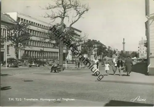 Trondheim - Munkegaten m/ Tinghuset - Foto-Ansichtskarte 50er Jahre - Verlag Knut Aune Trondheim