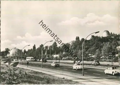 Berlin-Schöneberg - Wilhelm-Förster-Sternwarte mit Planetarium - Verkehr - Foto-Ansichtskarte