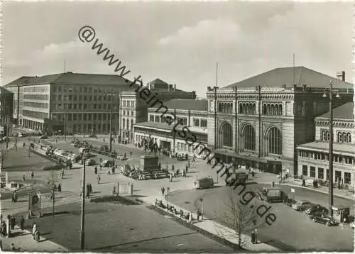 Hannover - Blick auf den Ernst August Platz mit Hauptbahnhof und Postamt - Foto-AK Grossformat - Verlag Ernst Stopp Hann