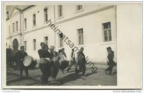 Üsküb - Uesküb - Skopje - Strassenkapelle - Musiker - Foto-AK