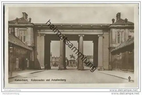 Kobenhavn - Kolonnaden ved Amalienborg