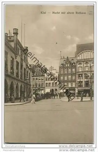 Kiel - Markt mit altem Rathaus