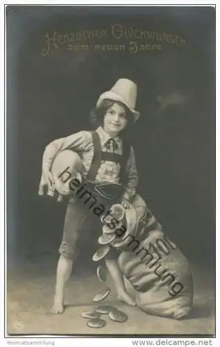 Herzlichen Glückwunsch zum Neuen Jahr - kleiner Junge mit Glücksbringer - Verlag EAS =&gt; Verlag E. A. Schwerdtfeger &a