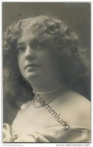 Junge Frau - jeune femme - Verlag NPG 592/1 gel. 1906