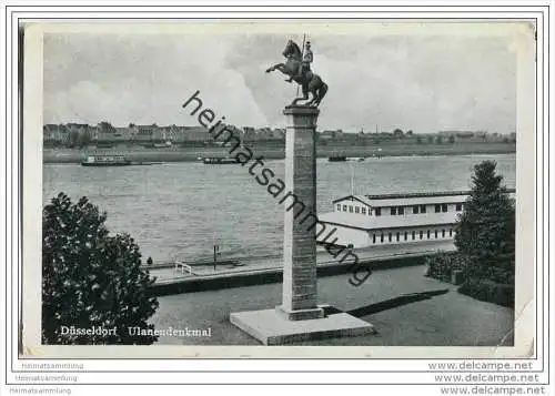 Düsseldorf - Ulanendenkmal