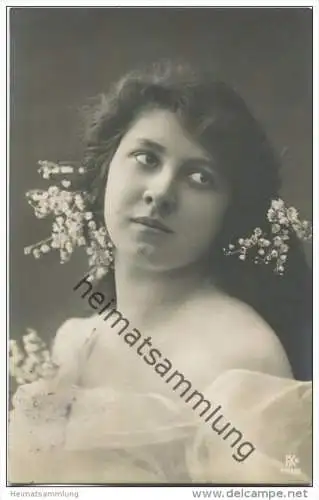 Junge Frau mit Blumen im Haar - jeune femme - Verlag KGH 1141/5 gel. 1907