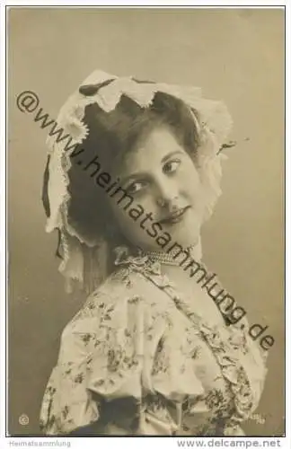 Junge Frau mit Haube -  - jeune femme - Verlag ÖPC 439/40 gel. 1907