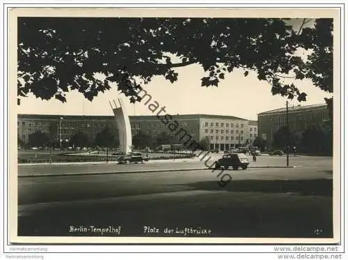 Berlin-Tempelhof - Zentralflughafen - Platz der Luftbrücke - Foto-AK Grossformat 1951