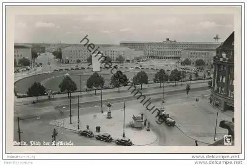 Berlin-Tempelhof - Platz der Luftbrücke - Foto-AK 50er Jahre
