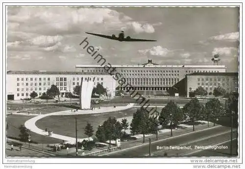 Berlin-Tempelhof - Zentralflughafen - Foto-AK 50er Jahre