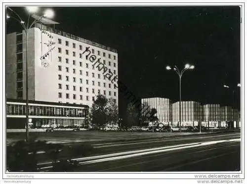 Wolfsburg - Rathaus und Kulturzentrum bei Nacht - Foto-AK