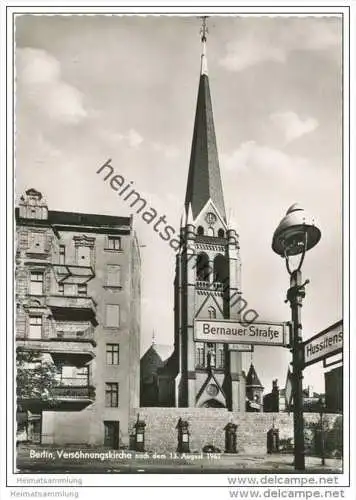 Berlin - Versöhnungskirche an der Bernauer Strasse nach dem 13. August 1961 - Foto-AK Grossformat