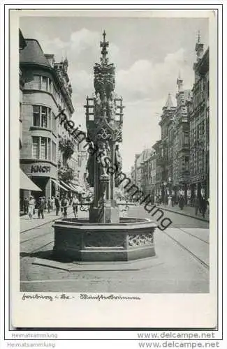 Freiburg - Münsterbrunnen - Foto-AK