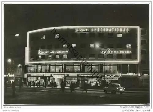 Jena - Hotel International - Nachtaufnahme - Foto-AK Grossformat 1966