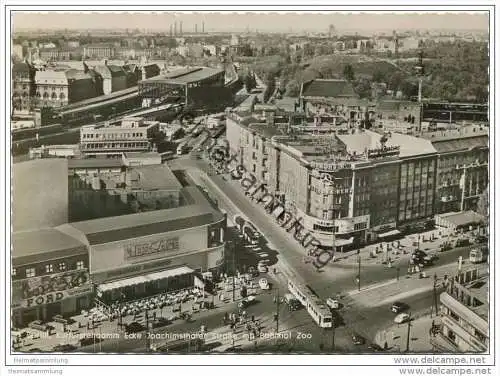 Berlin - Kurfürstendamm Ecke Joachimsthaler Strasse mit Bahnhof Zoo - Foto-AK Grossformat