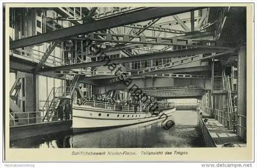 Schiffshebewerk Niederfinow - Trog - Fahrgastschiff