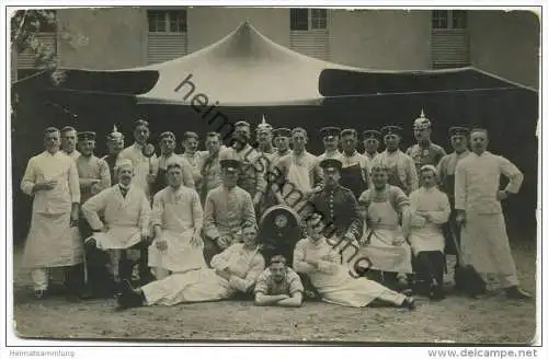Soldaten - Gruppenbild - Bierfass Schultheiss Märzen - Foto-AK - abgestempelt in Wildpark gel. 1914