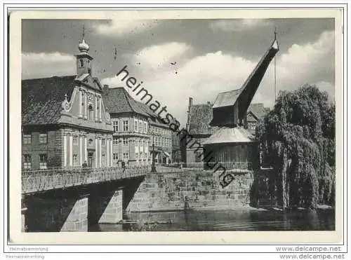Lüneburg - Kaufhaus und der alte Kran
