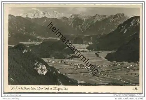 Blick vom Falkenstein über Tirol zur Zugspitze - Foto-AK - Bahnpost Kempten Reutte