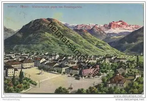 Bozen - Walterplatz gegen den Rosengarten