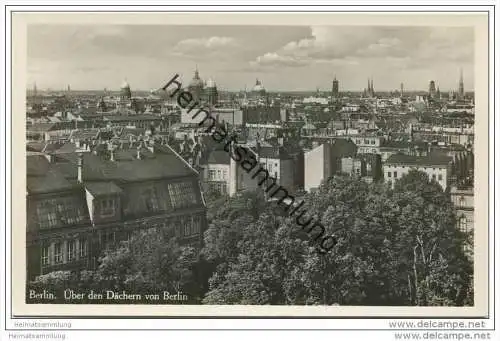 Berlin-Mitte über den Dächern von Berlin - Foto-AK 30er Jahre