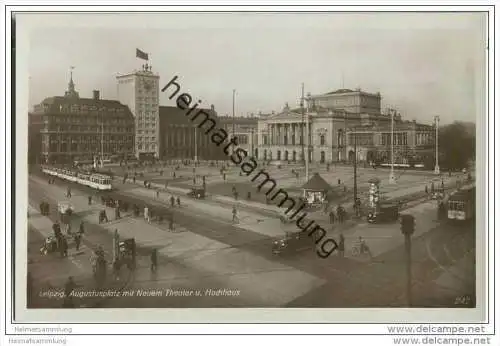 Leipzig - Augustusplatz - Neues Theater - Hochhaus - Strassenbahn - Foto-AK 30er Jahre