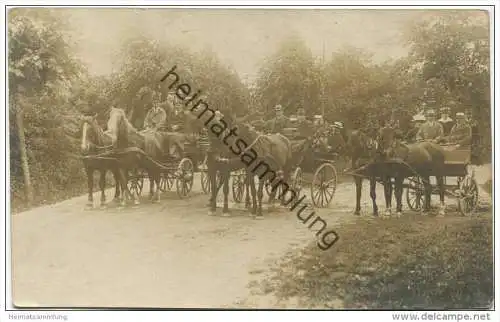 Drei Kutschen mit Pferdegespannen - Foto-AK ca. 1910
