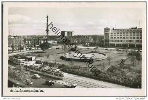 Berlin - Reichskanzlerplatz - Straßenbahn - Foto-AK