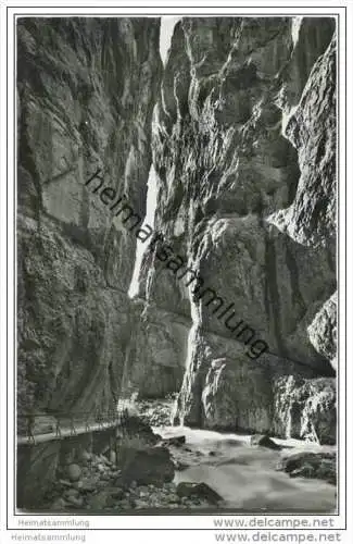 Grindelwald - die Gletscherschlucht am unteren Grindelwaldgletscher - Foto-AK 50er Jahre