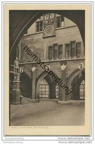 Basel - Rathaus Hofpartie 20er Jahre