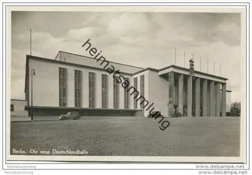 Berlin-Charlottenburg - Die neue Deutschlandhalle - Foto-AK 30er Jahre