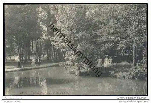 Vittel - Dans le Parc