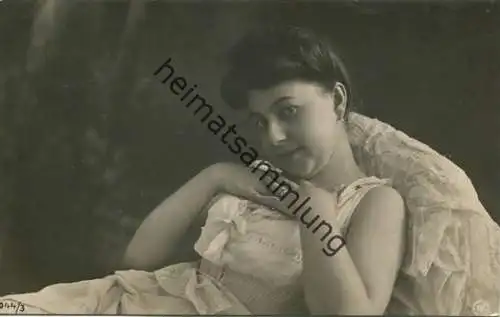 Frau - Foto-AK - Verlag NPG  Nr. 1044/3 gel. 1911