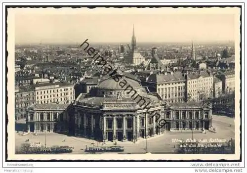 Wien - Blick vom Rathaus auf das Burgtheater - Foto-AK 30er Jahre
