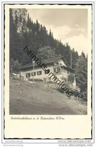 Unterkunftshaus auf dem Brünnstein Pächter Josef Külbel - Foto-AK 1937