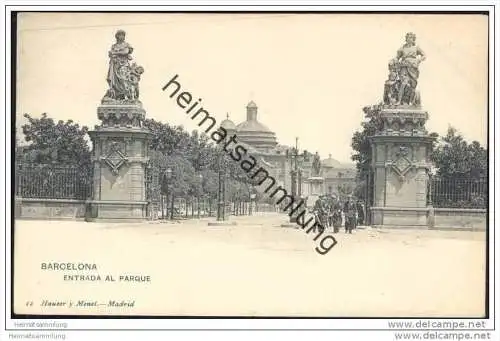 Barcelona - Entrada al Parque ca. 1900