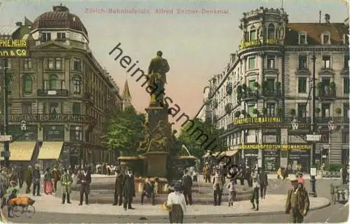 Zürich - Bahnhofplatz - Alfred Escher Denkmal