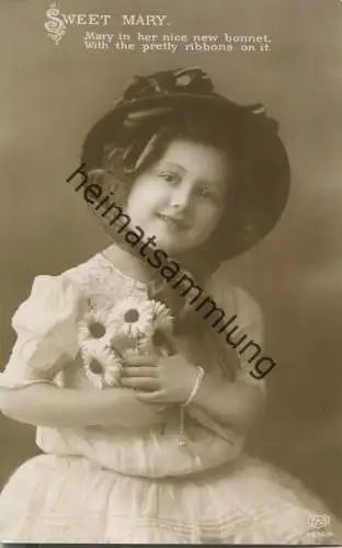 Mädchen mit Hut und Blumen - Published by E. A. Schwertfeger & Co. London EAS