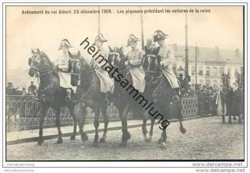 Avênement du roi Albert 23 décembre 1909 - Les piquers précédant les voitures de la reine