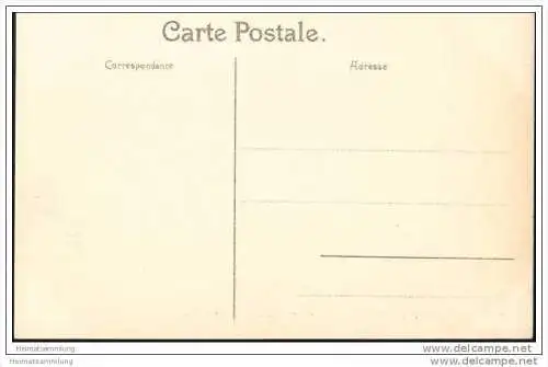 Funérailles du roi leopold II - 22 décembre 1909 - Le corps porté à bras