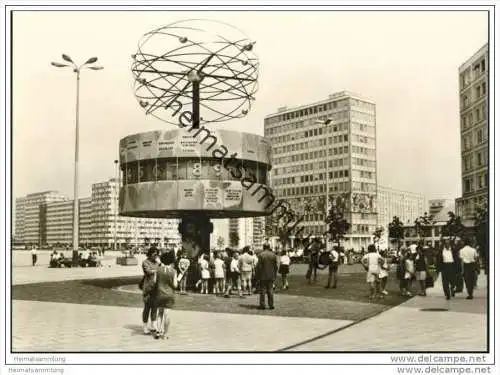 Berlin - Alexanderplatz - Urania-Weltzeit-Uhr und Haus des Lehrers - Foto-AK Grossformat