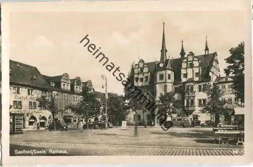Saalfeld - Rathaus - Foto-Ansichtskarte - Verlag Trinks & Co. Leipzig