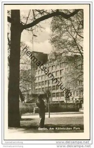 Berlin-Mitte - Am Köllnischen Park - Foto-AK 50er Jahre