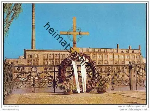 Berlin - Gedenkkreuz - Oberbaumbrücke - Mauer - Sektorengrenze - Foto-AK Grossformat 60er Jahre